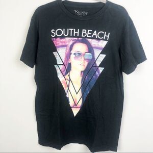 BOWERY SUPPLY CO. | South Beach Graphic Tee Men’s Size Large
